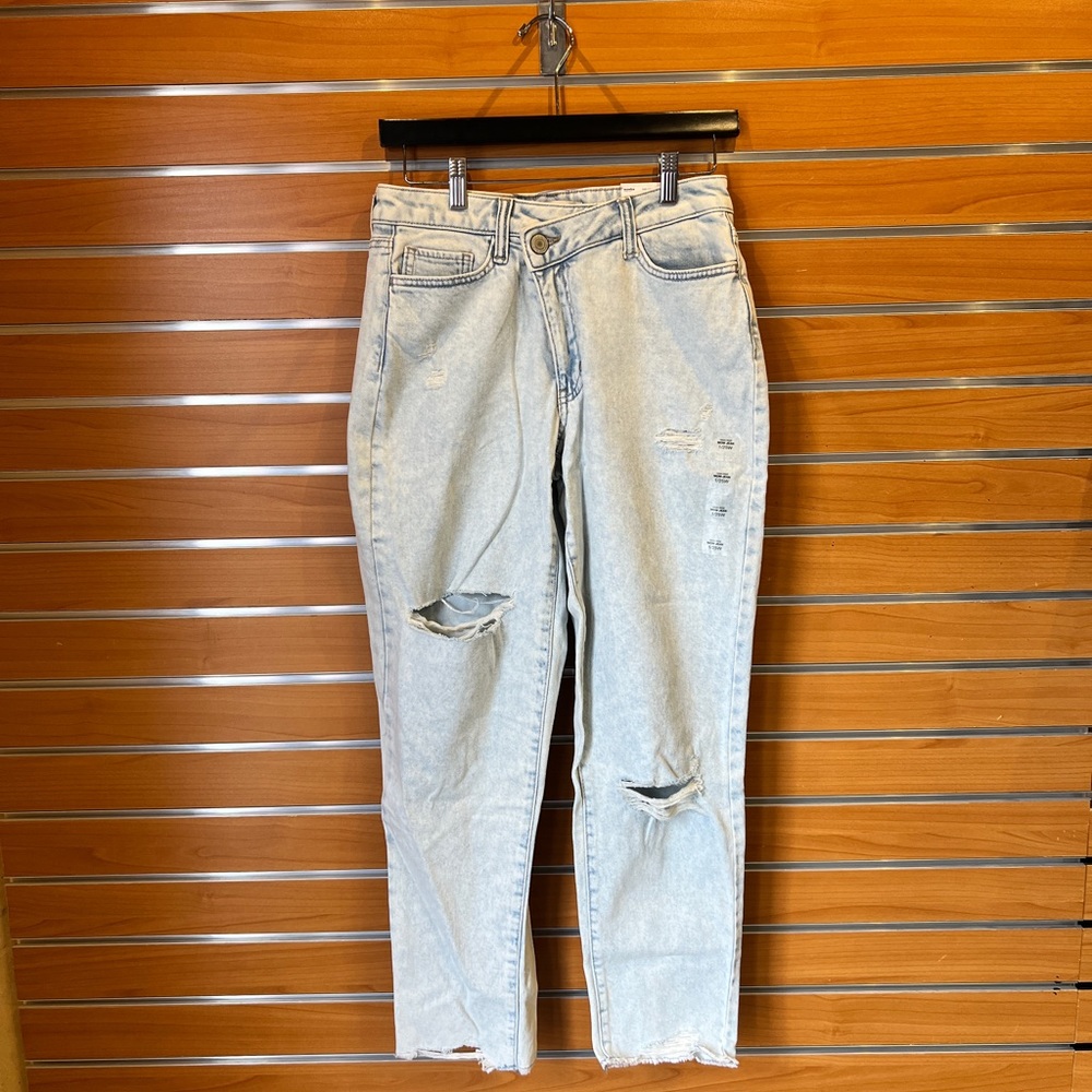 SO Mom Jeans